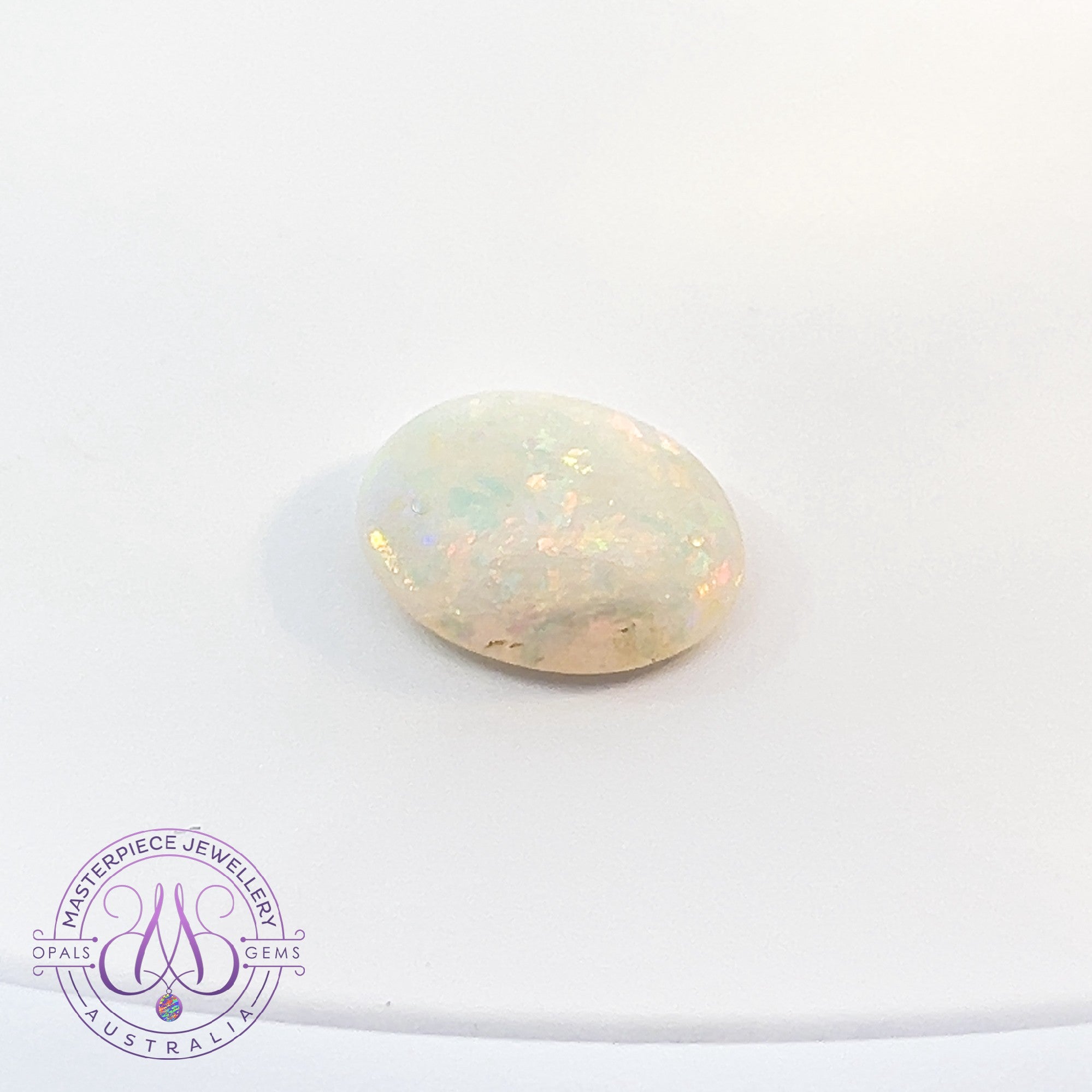 One loose Oval White Opal 3.07ct