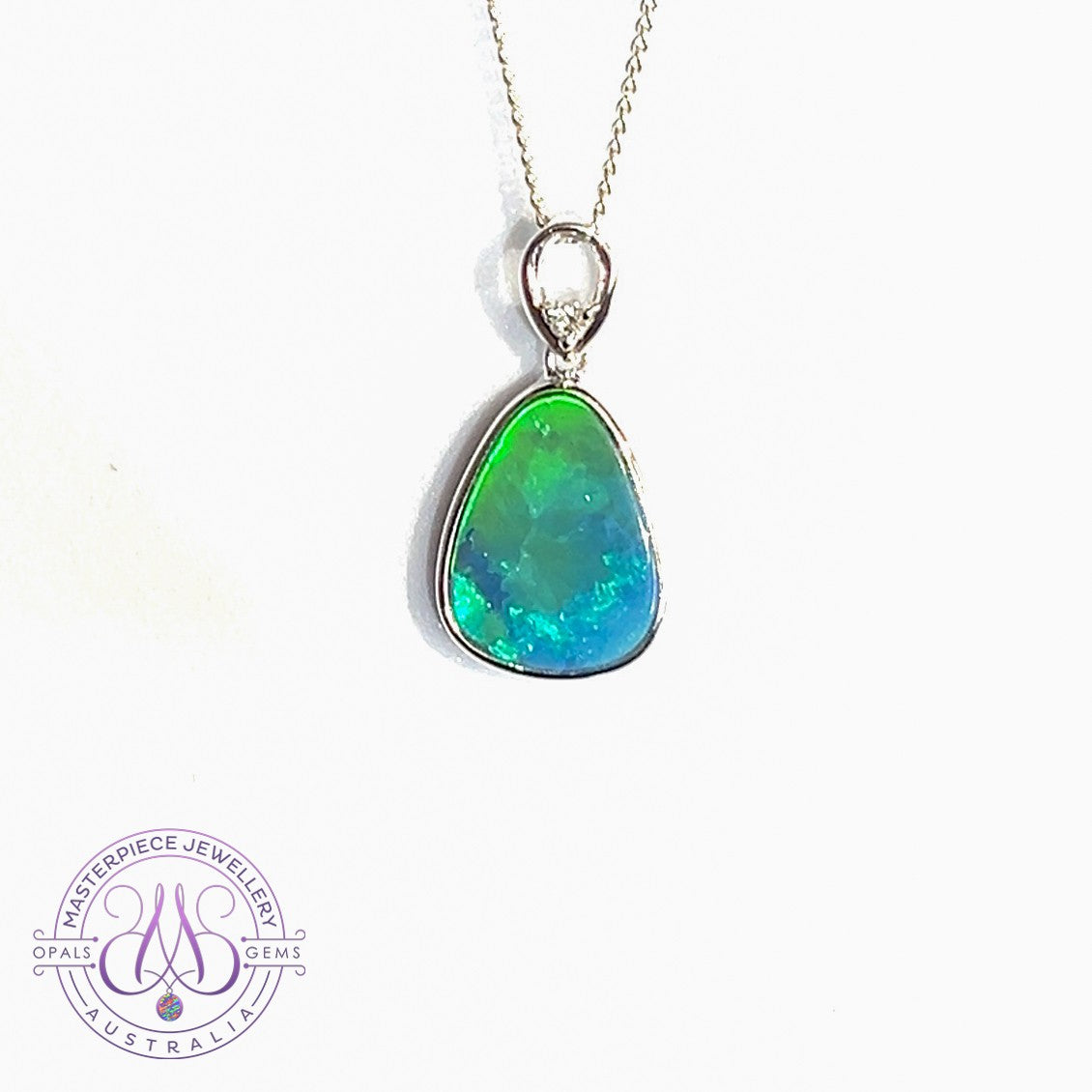 14kt White gold pearshape Opal doublet Blue Green 3.65ct and diamond pendant