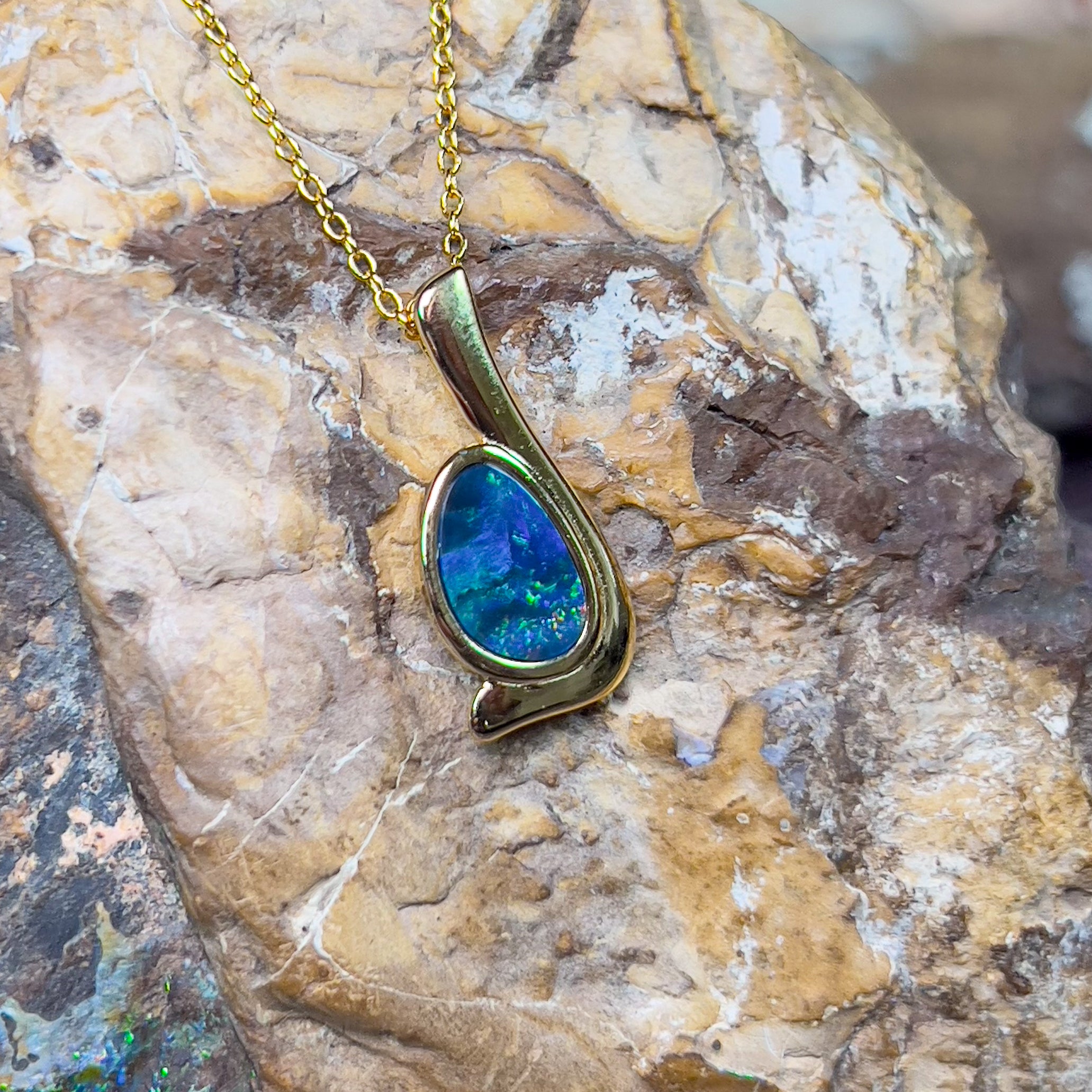 Boulder Opal doublet pendant retailer set