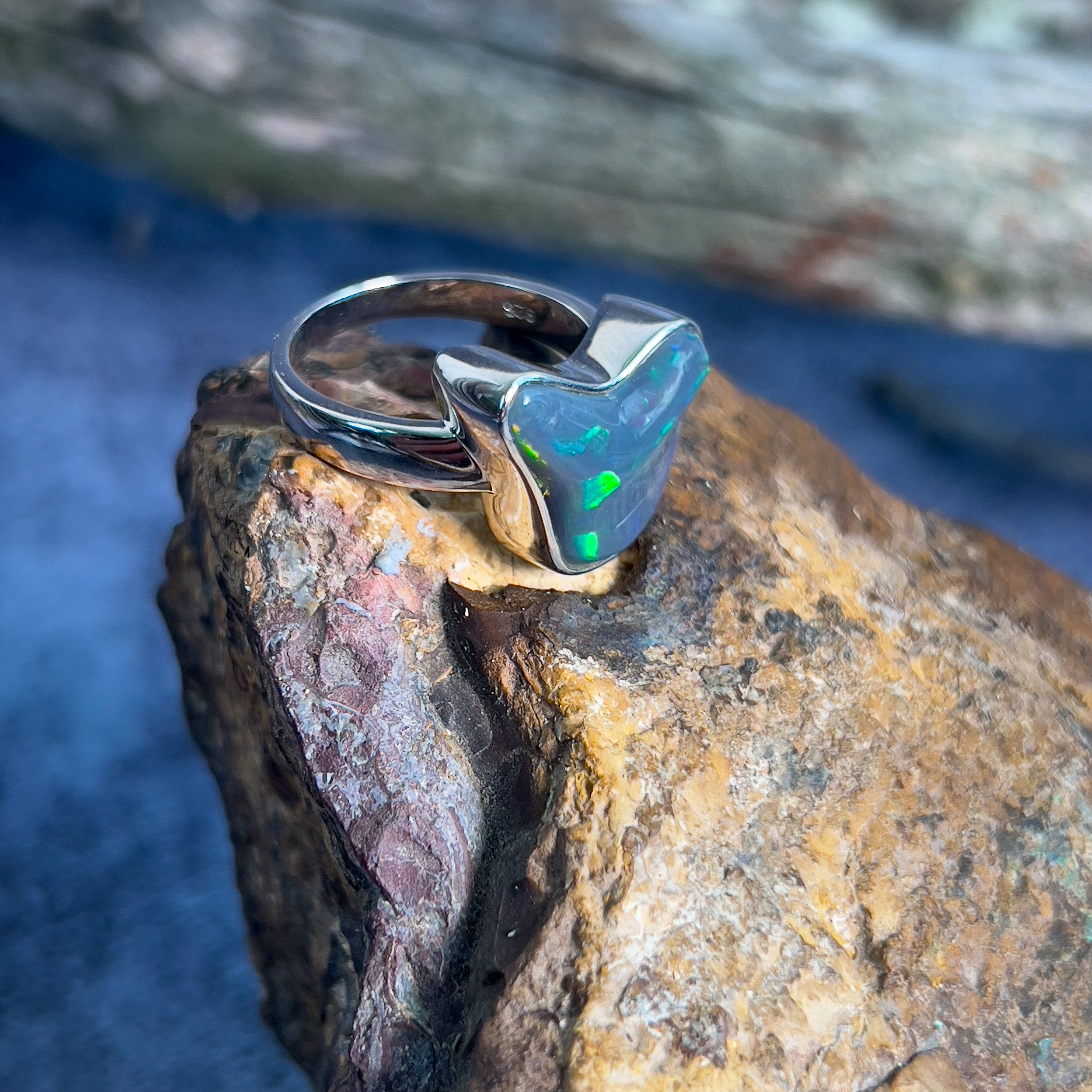 Australian black opal ring buying in silver