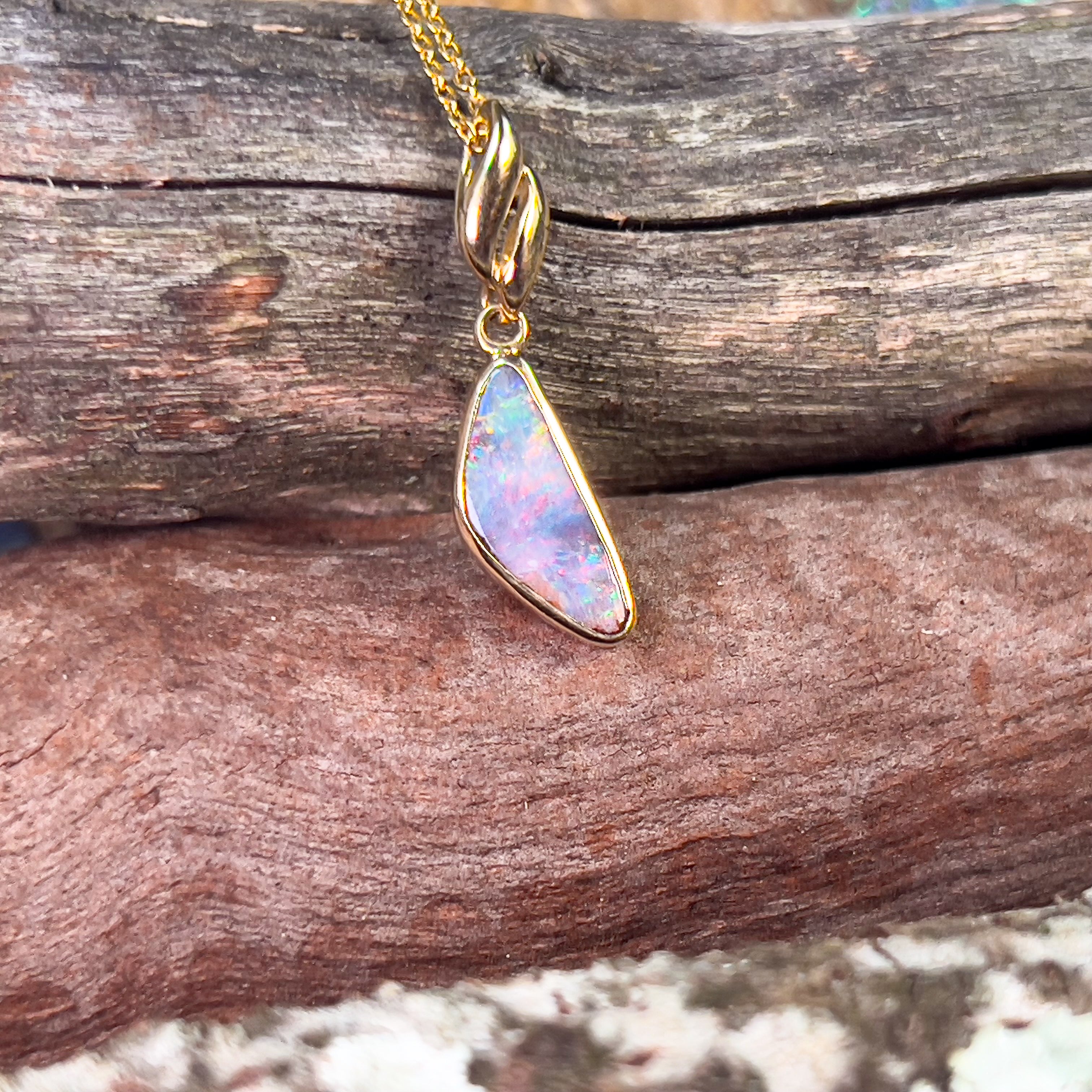 18kt Yellow Gold Boulder opal 1.1ct pendant - Masterpiece Jewellery Opal & Gems Sydney Australia | Online Shop