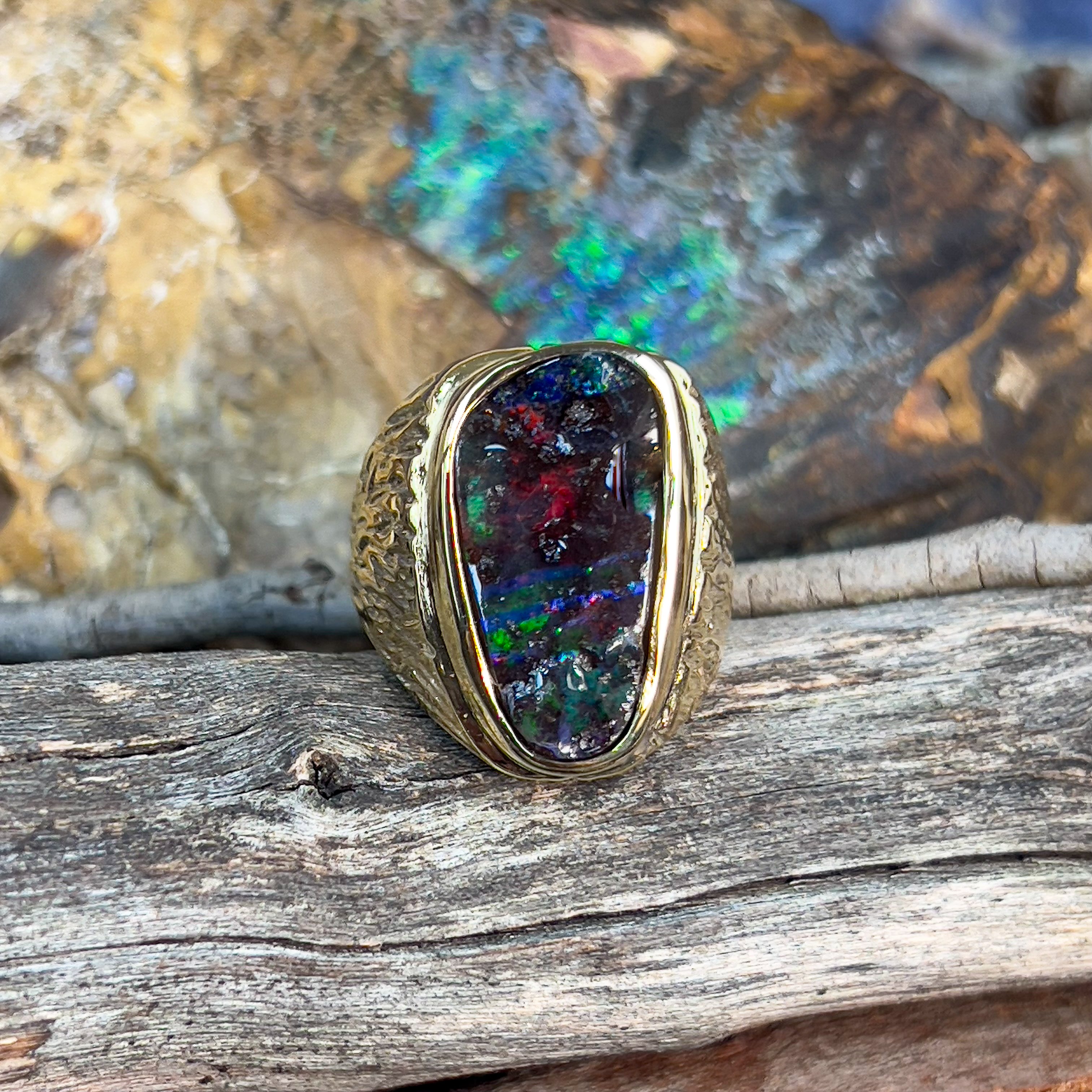 Boulder outlet Opal Ring, Koroit Boulder Opal