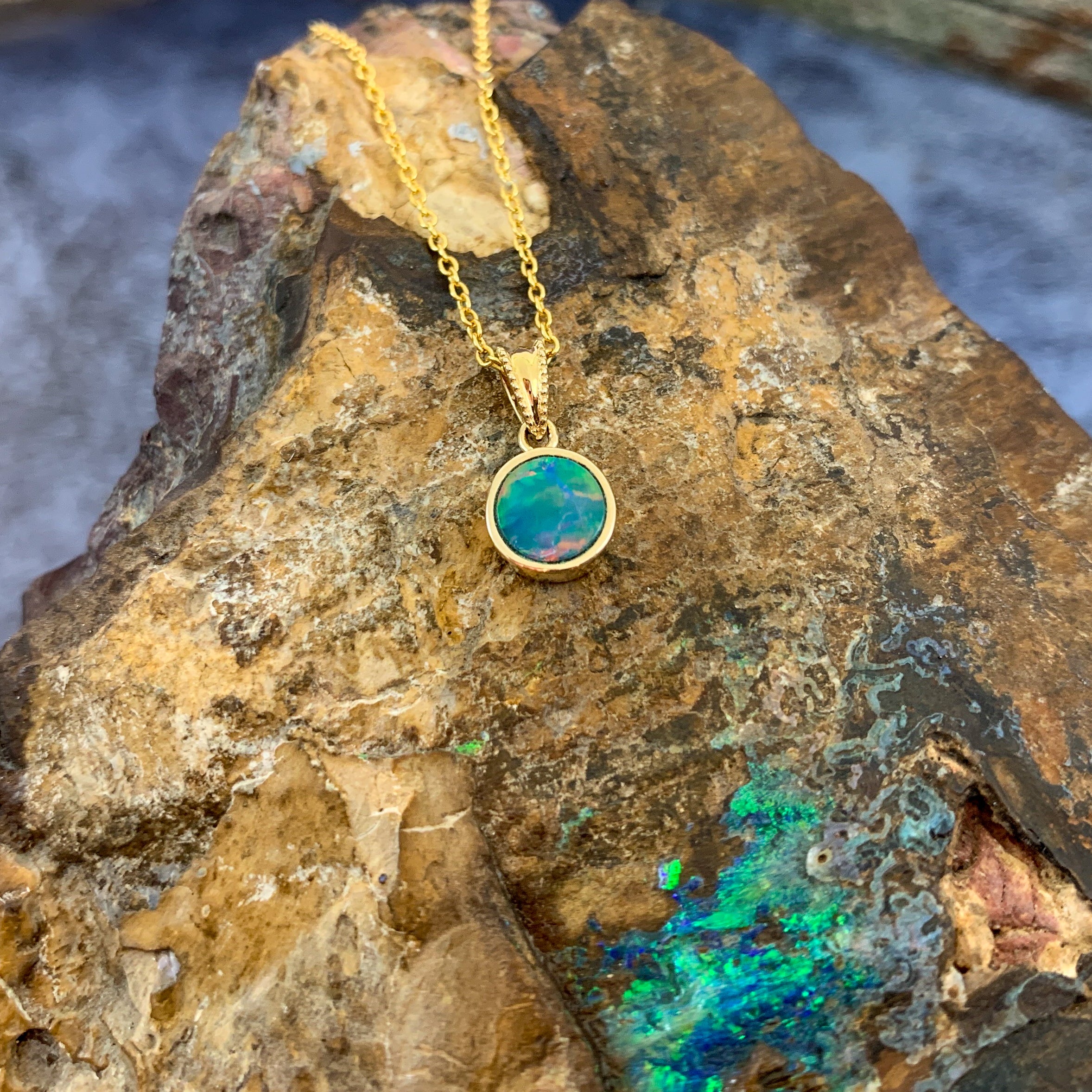 14kt Yellow Gold Opal pendant - Masterpiece Jewellery Opal & Gems Sydney Australia | Online Shop