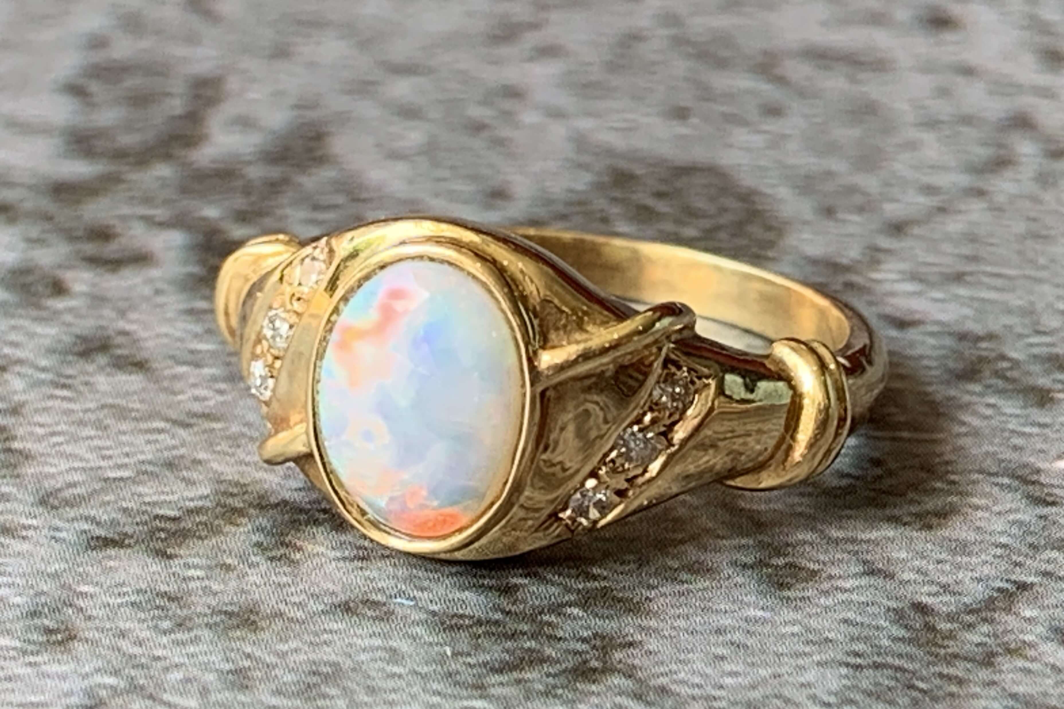 18kt Yellow Gold Fire Opal and Diamond ring - Masterpiece Jewellery Opal & Gems Sydney Australia | Online Shop