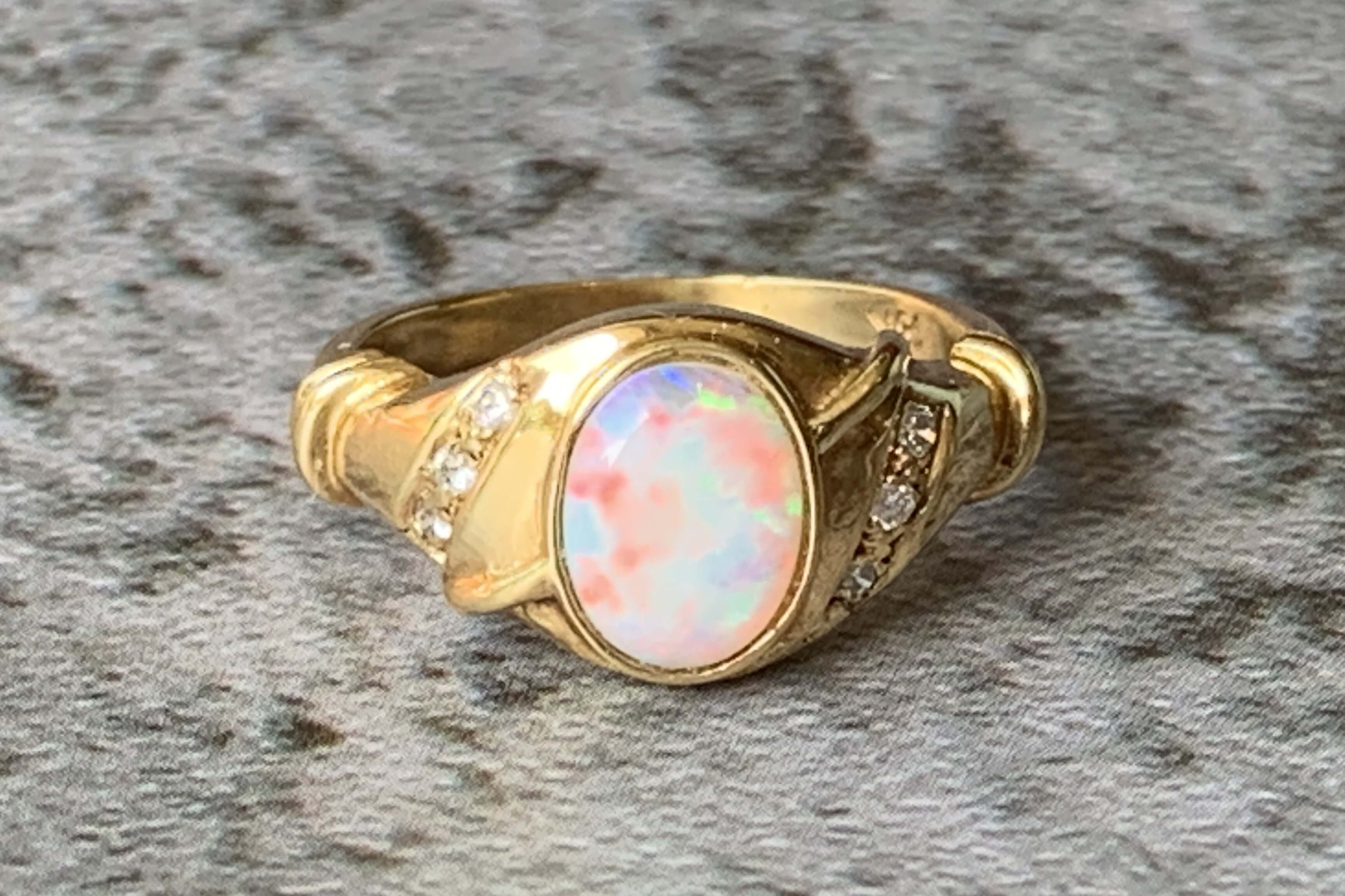 18kt Yellow Gold Fire Opal and Diamond ring - Masterpiece Jewellery Opal & Gems Sydney Australia | Online Shop