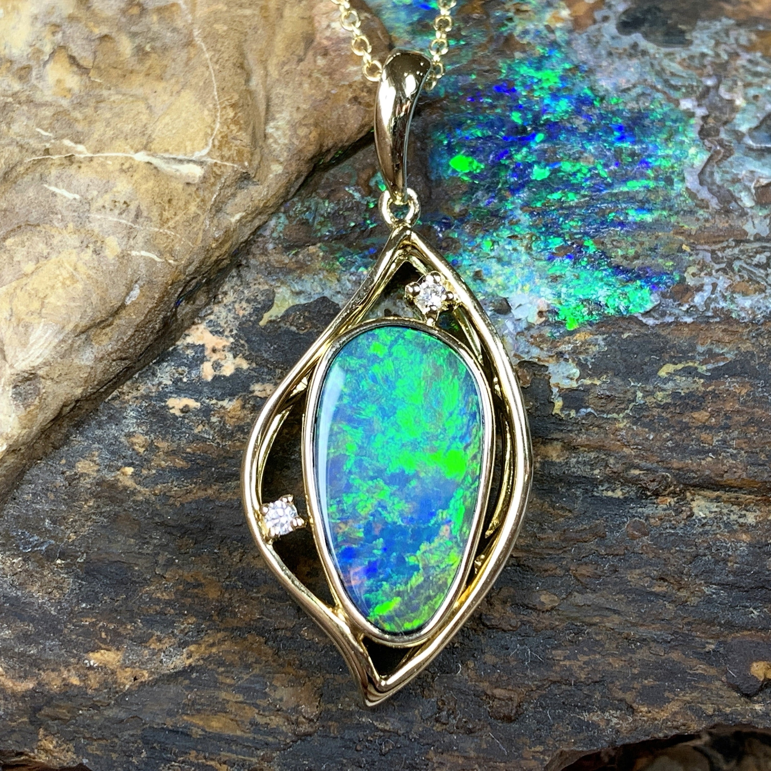 18kt Gold Plated Silver Opal 16x10mm pendant - Masterpiece Jewellery Opal & Gems Sydney Australia | Online Shop