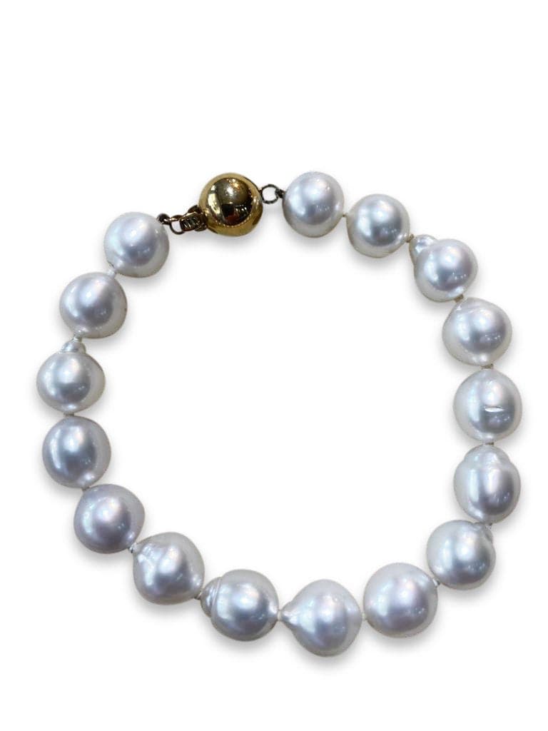Dainty and Elegant: Shop Our Genuine Beaded Small Pearl Bracelets – Speckle  Accessories